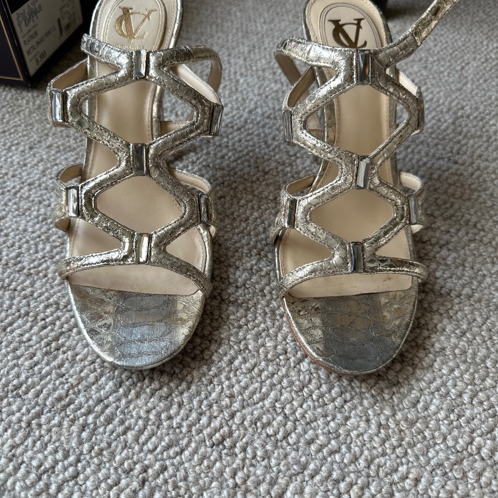 Dress heeled sandals